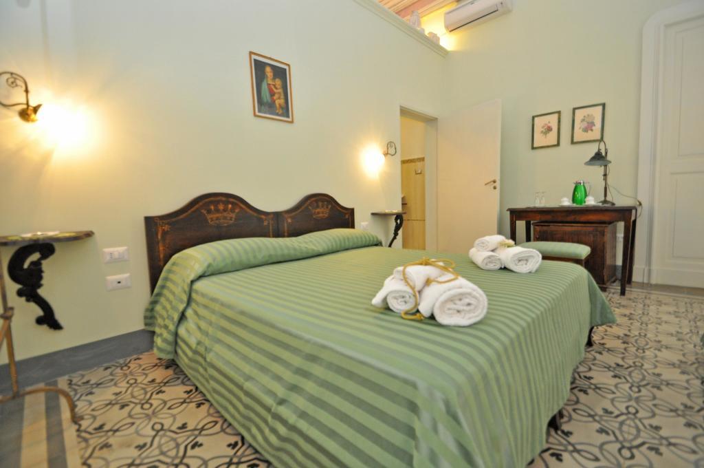 Palazzo De Donatis B&B Melissano Chambre photo