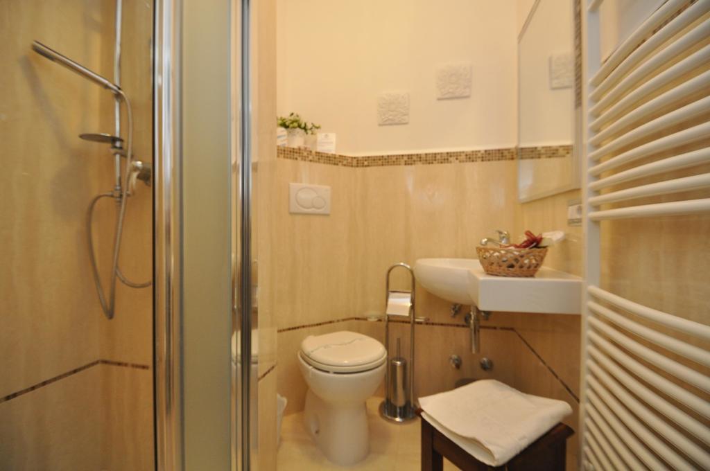 Palazzo De Donatis B&B Melissano Extérieur photo