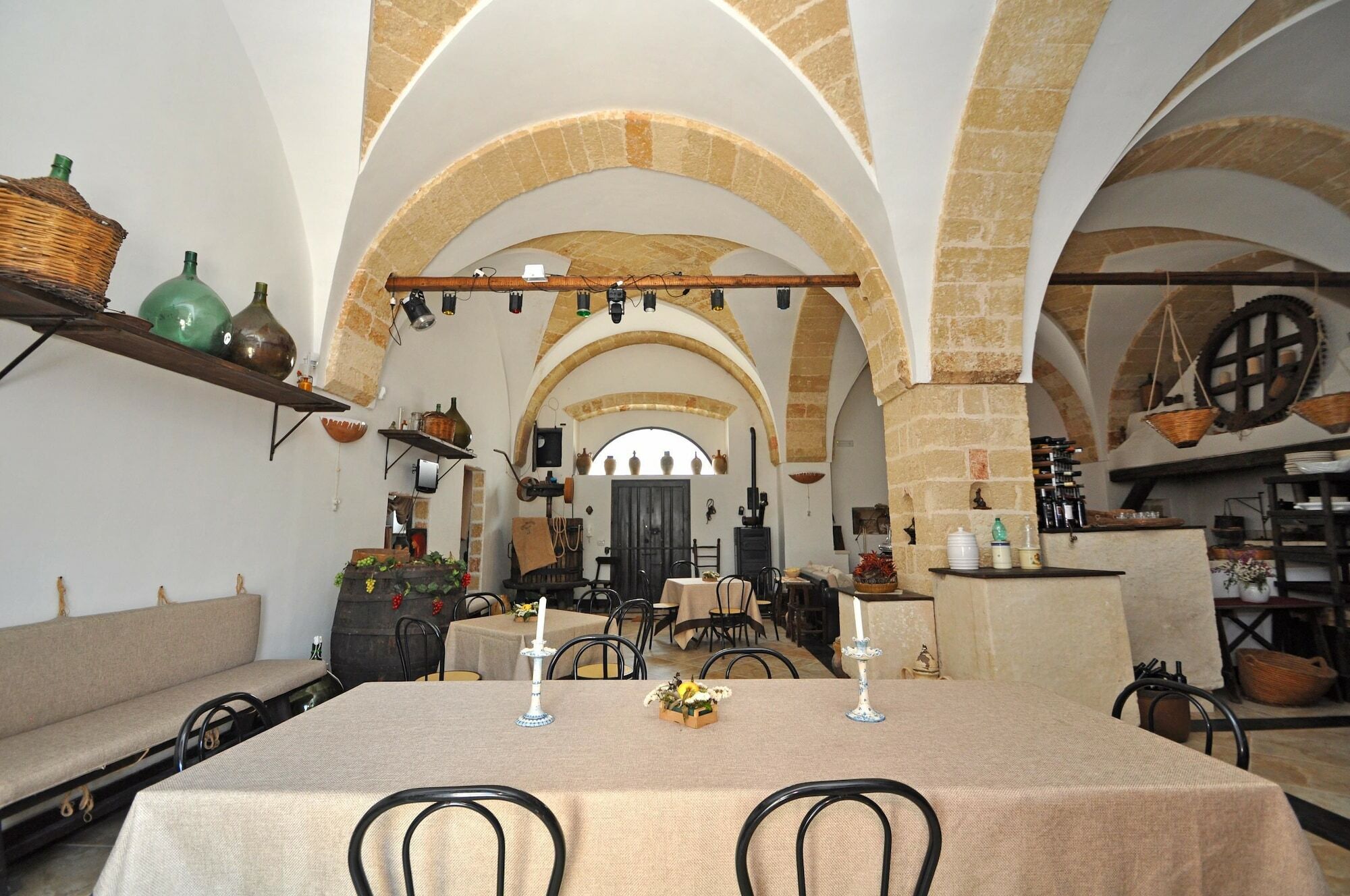 Palazzo De Donatis B&B Melissano Extérieur photo